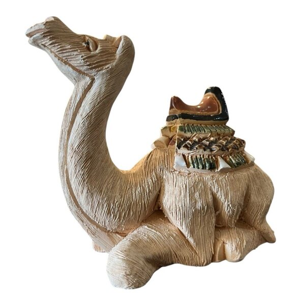 Artesania Rinconada Camel Glazed Saddle Laying Down Retired Classic Uruguay - Picture 1 of 5